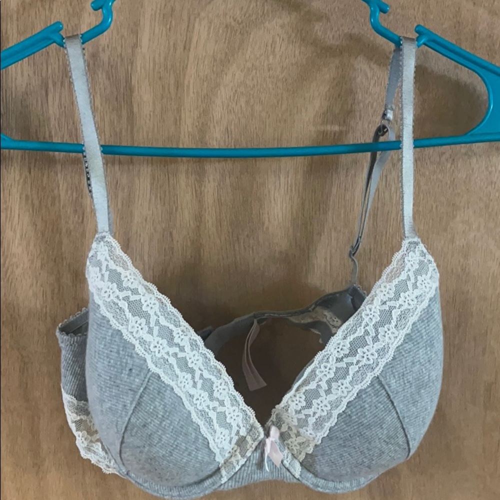 VS Grey and white lace Perfect Coverage Bra